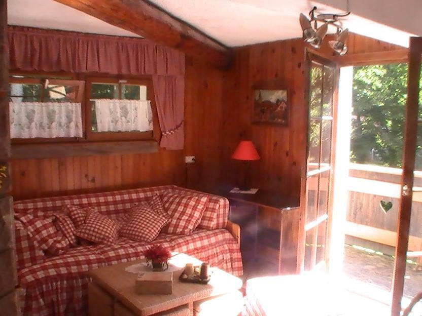 Gite De La Baerenbach Haselbourg Exteriör bild